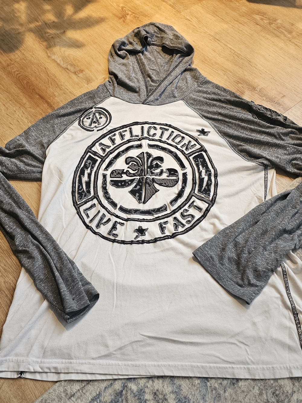 Affliction "Live Fast" men's long-sleeve thermal hoodie (size XL)